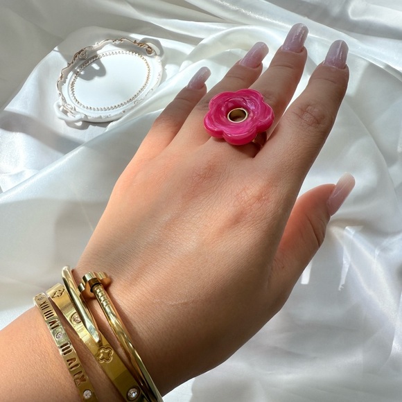 Adjustable Pink Flower Ring - Picture 4 of 6